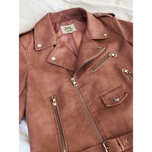 🥀 DUSTY ROSE 🥀 FAUX LEATHER JACKET